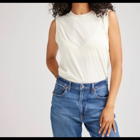 RicherPoorer Women's Easy Muscle Tank - Picture 5 of 5